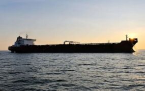 توقیف نفتکش متخلف در جنوب سواحل مکران