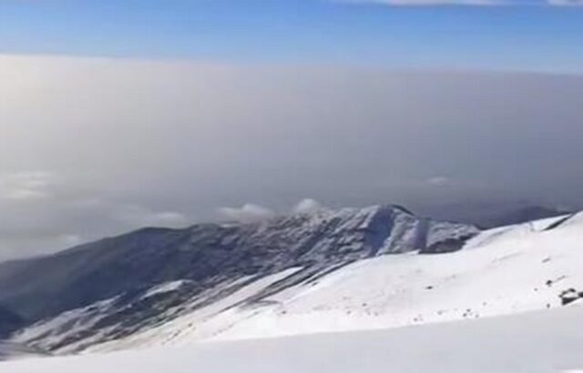 دفن شدن تهران زیر دود و آلودگی نمایی از قله توچال