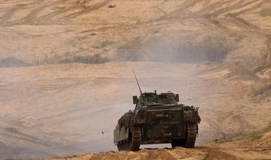 دیدنی های امروز؛ از صف غذا در آمریکا تا سی و ششمین سالگرد سقوط دیوار برلین دیدنی های امروز