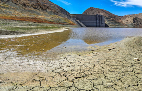 زنگ خطر کمآبی در کشور/ ۶۷ درصد سدها خالی و پاییز ششمِ بیبارش