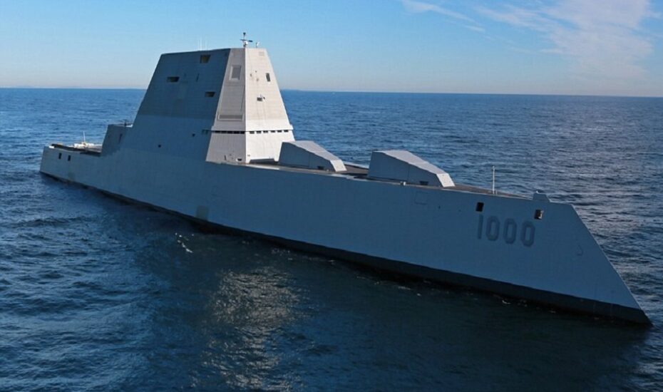 سریع‌ترین قایق رادارگریز جهان در خدمت نیروی دریایی سپاه