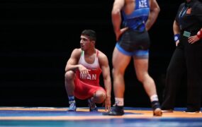 علی مومنی از نیمهنهایی بازماند علی مومنی