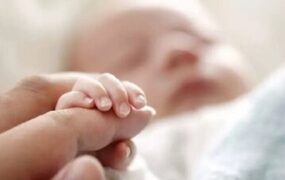 مسیر فرزندخواندگی و شرایط قانونی سرپرستی برای دختران مجرد بالای ۳۰ سال فرزندخواندگی