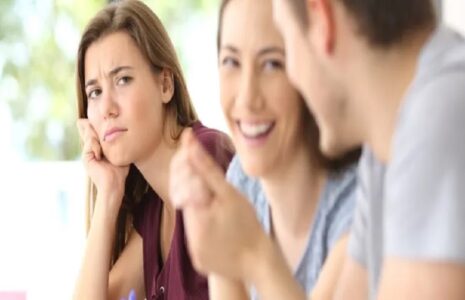 مقایسه همسر؛ زهری آرام که ریشه زندگی مشترک را می‌خشکاند