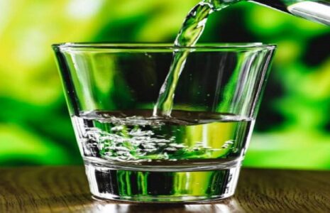 چگونه با آب به کاهش وزن برسیم