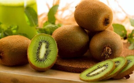 کیوی بخورید تا شب ها راحت بخوابید کیوی