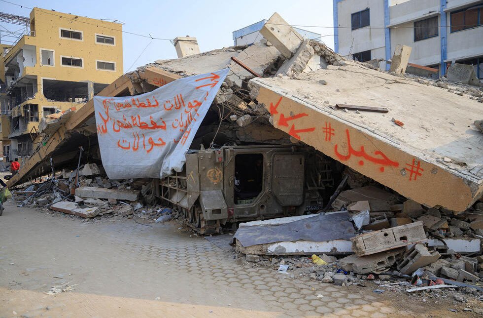 دیدنی های امروز؛ از سفر پاپ به بیروت تا تولید برق به سبک غزه تولید برق به سبک غزه