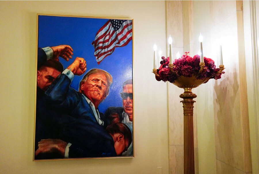 گذاشتن تابلویی از صحنه ترور ناکام ترامپ