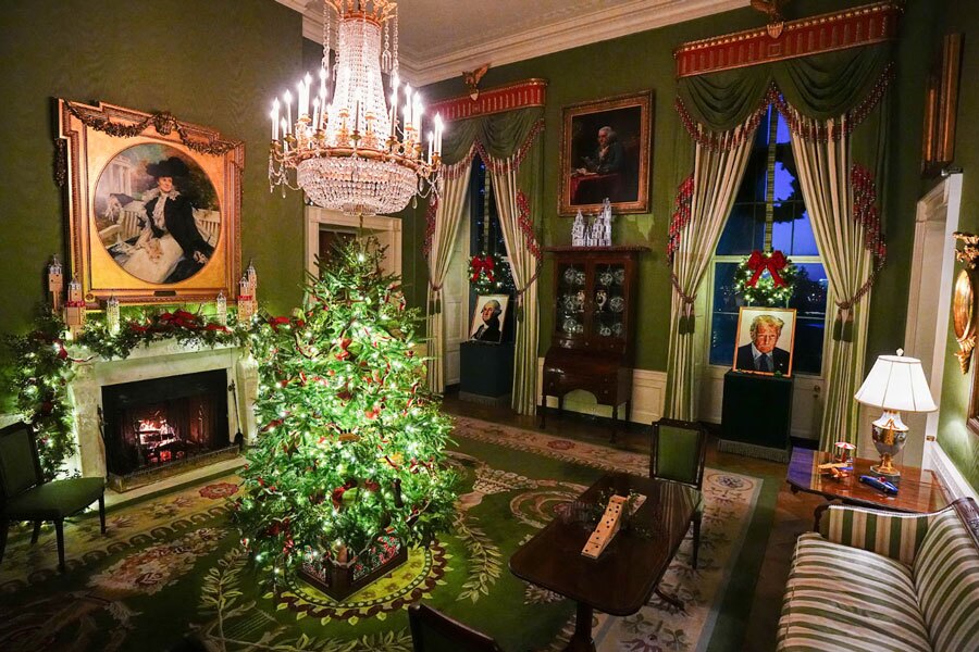 گذاشتن تابلویی از صحنه ترور ناکام ترامپ