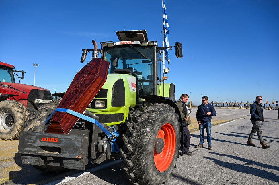 تجمع اعتراض آمیز نمادین کشاورزان یونان