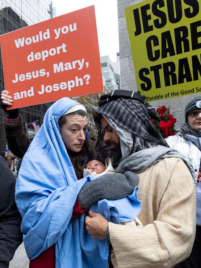 تظاهرات معترضان به سیاست های ضدمهاجرتی ترامپ