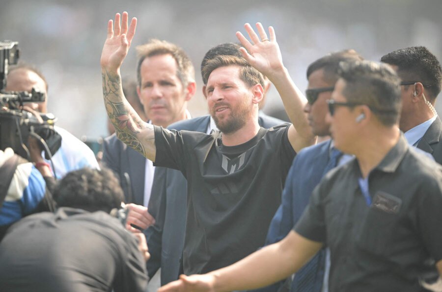 حضور لیونل مسی به آشوبی بزرگ در استادیوم شهر کلکته هند