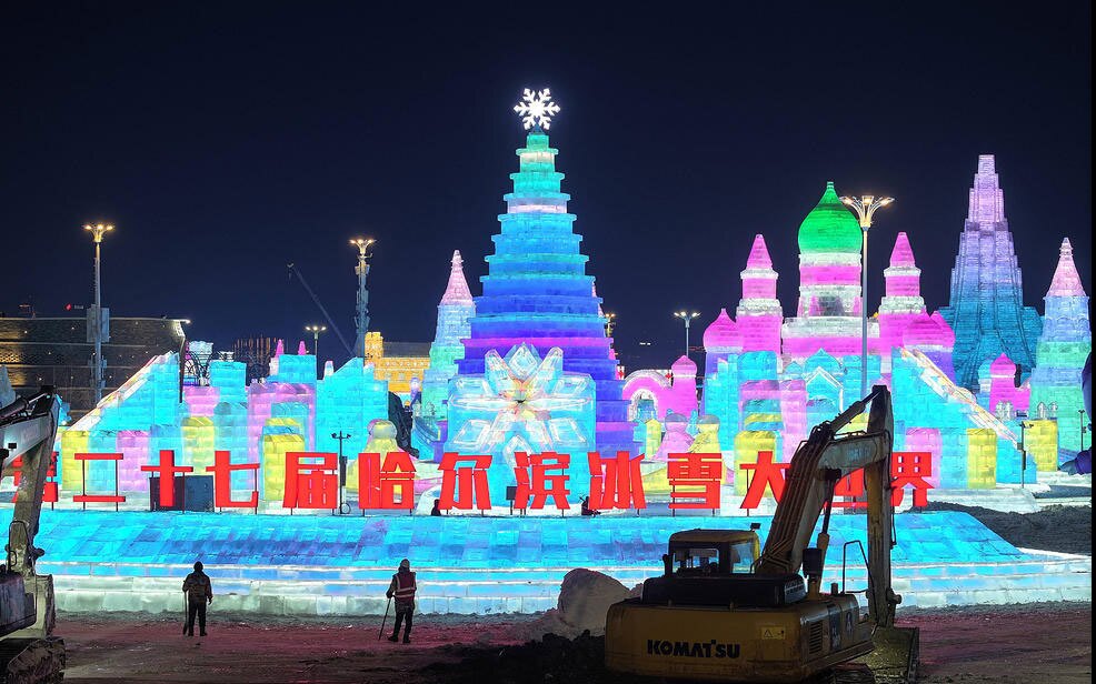 هفتادو دومین جشنواره بین المللی سازه های برفی