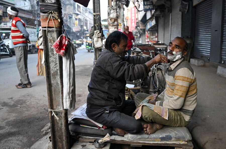 اصلاح کنار خیابانی در پایتخت هند