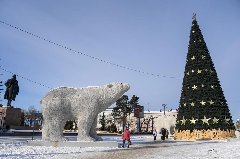 میدان لنین در شهر "یوژنو-ساخالینسک"