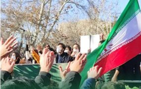 تجمعات دانشجویی در تهران/ حمایت از مطالبات صنفی و تأکید بر هوشیاری مقابل اغتشاش تجمع دانشجویان