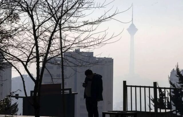 تداوم آلودگی شدید در تهران؛ شاخص کیفیت هوا دوباره در محدوده قرمز تداوم آلودگی شدید در تهران