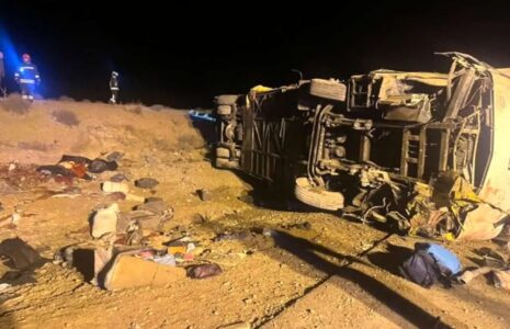 تصادف مرگبار اتوبوس در آزادراه نطنز