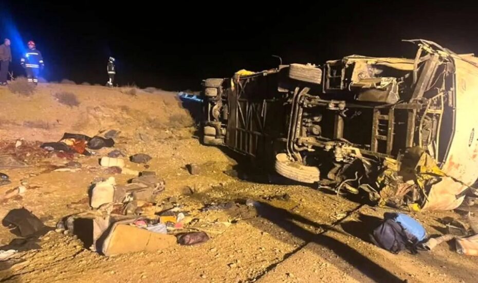 تصادف مرگبار اتوبوس در آزادراه نطنز