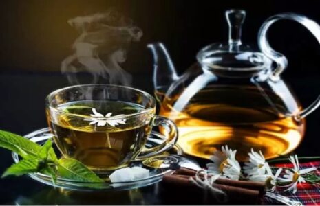 دمنوش‌های سم‌زدا؛ آیا واقعاً بدن را پاکسازی می‌کنند؟