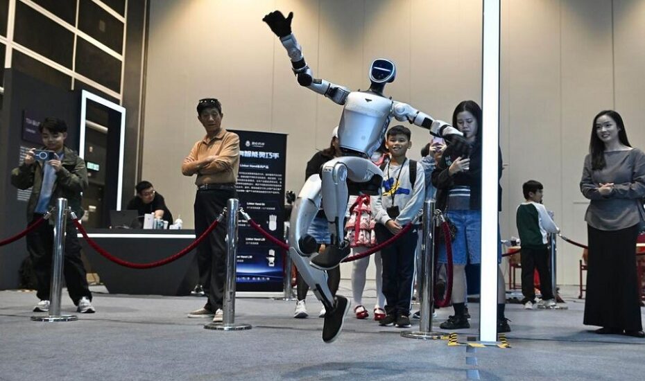 دیدنی های امروز؛ از اعتراضات کشاورزان اروپایی تا کنفرانس خبری پایان سال پوتین