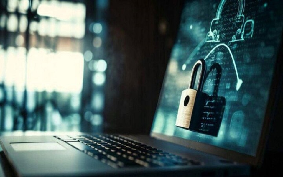 شب گذشته یکی از ۱۲ حمله بزرگ DDoS جهان را دفع کردیم