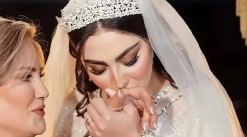 مریم مومن