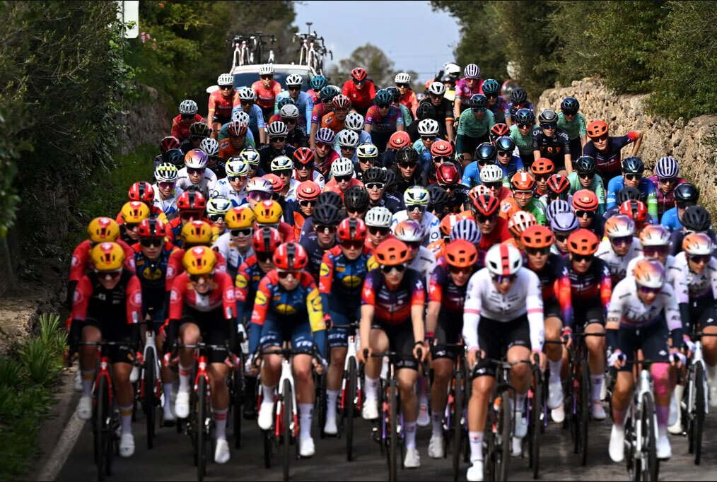 مسابقات دوچرخه سواری 128 کیلومتری در شهر مالورکا اسپانیا