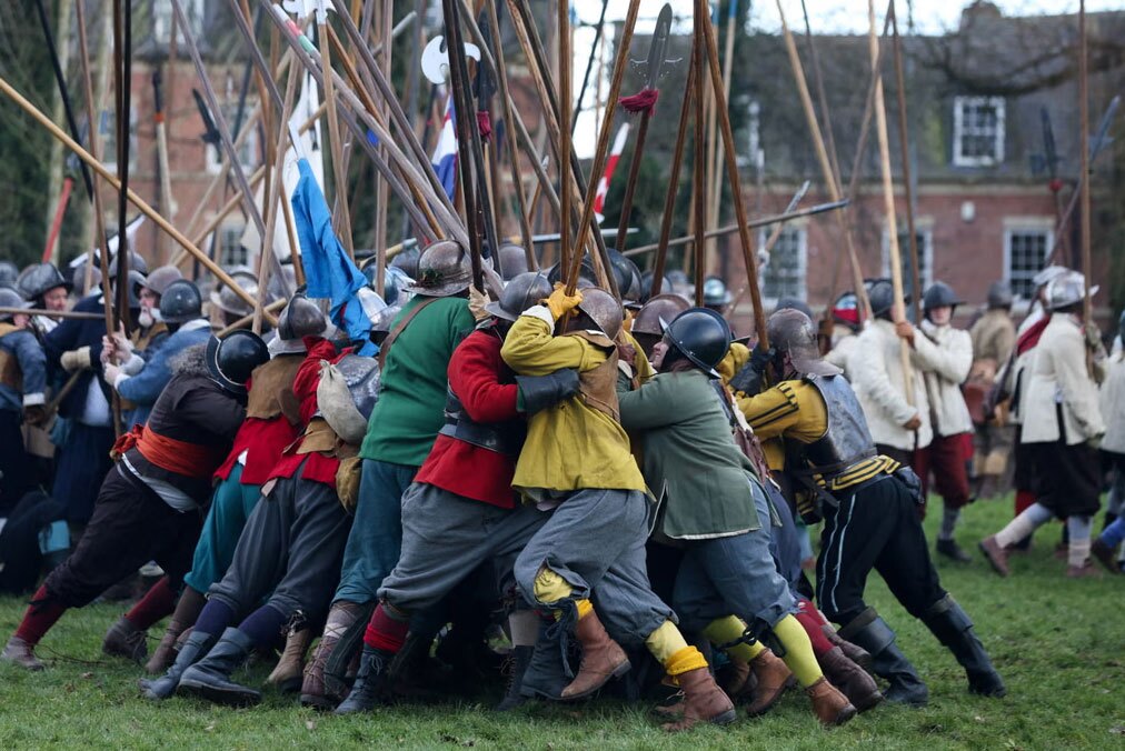 جشنواره سنتی – تاریخی موسوم به "روز مقدس هالی"