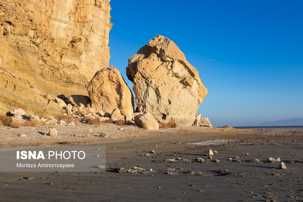 قلعه کاظم داشی؛ اثر تاریخی در سایه خشکی دریاچه ارومیه/ تصاویر قلعه کاظم داشی