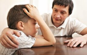 از اندوه تا پذیرش: چگونه کودکان با فقدان عزیز کنار می‌آیند