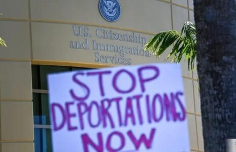 ایرانی بازداشت شده