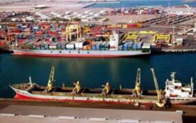 تخلیه 24 ساعته کشتی‌های حامل کالای اساسی