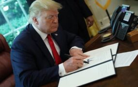 تهدید تعرفه ای ترامپ علیه کشورهای مخالف پیوستن گرینلند به امریکا تهدید تعرفه ای ترامپ