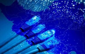 ذره‌بین و گردو مرورگرهای در دسترس ایرانی