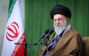 رهبر انقلاب