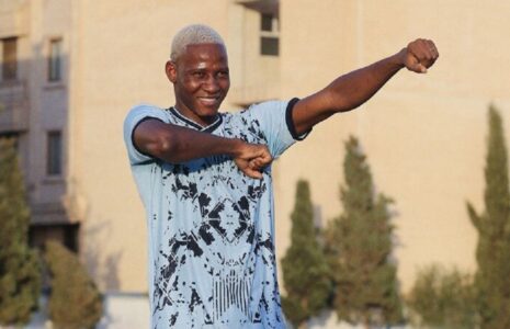 ستاره خارجی استقلال در مسیر ترک ایران