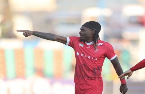 ستاره پرسپولیس در لیست خرید علیرضا منصوریان