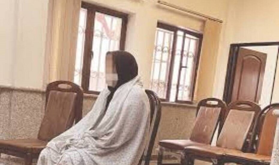 سرقت موبایل با پوشش اولیای دانش‌آموزان