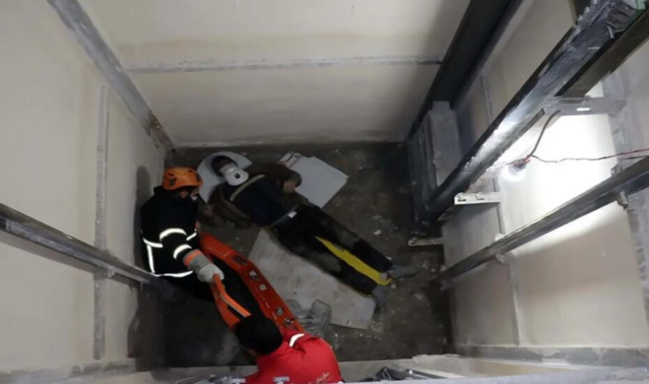 سقوط کارگر در چاهک آسانسور