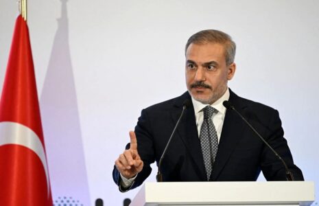 موضع وزیر خارجه ترکیه درباره سناریوی تغییر حکومت در ایران/ فیلم