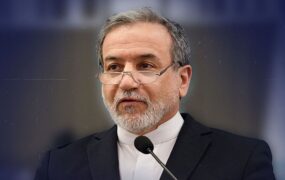 واکنش عراقچی به لغو حضورش در داووس