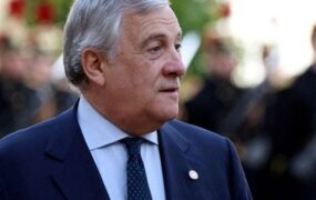 وزیر خارجه ایتالیا