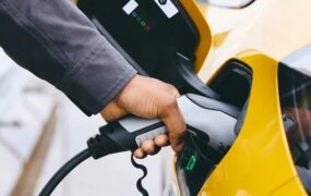 ۵ اشتباه رایج در نگهداری خودروهای برقی/ چگونه عمر باتری و کارایی خودرو را افزایش دهیم؟ ۵ اشتباه رایج در نگهداری خودروهای برقی