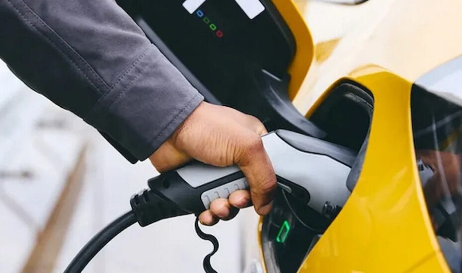 ۵ اشتباه رایج در نگهداری خودروهای برقی