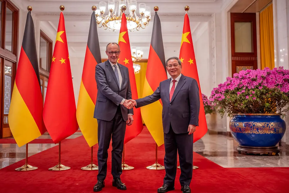 استقبال نخست وزیر چین از صدراعظم آلمان