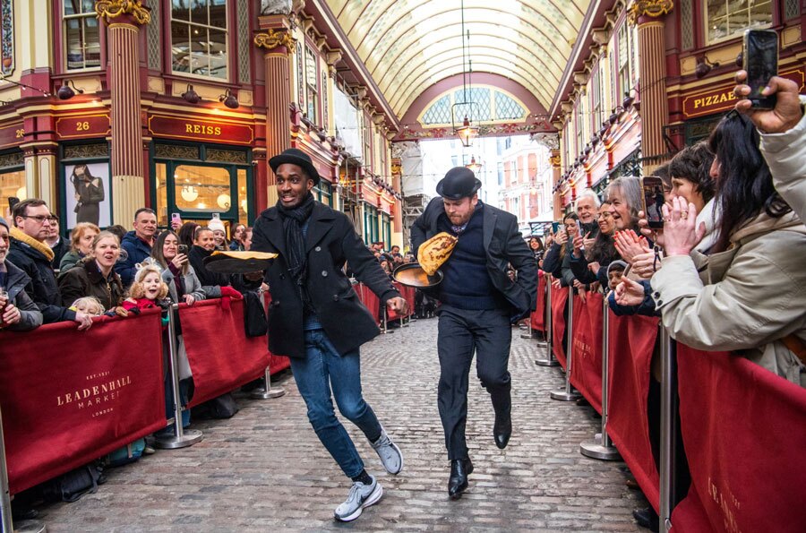 مسابقات سالانه روز پنکیک در لندن