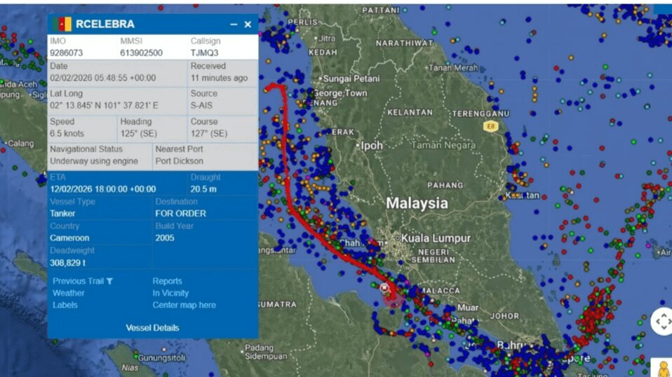 دو نفتکش متهم به انتقال غیرقانونی نفت در مالزی آزاد شدند