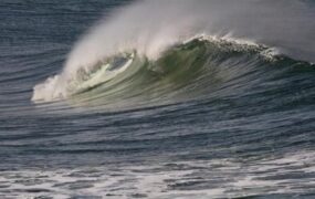 اعمال محدودیت‌های دریایی در بنادر کیش به دلیل شرایط نامساعد جوی