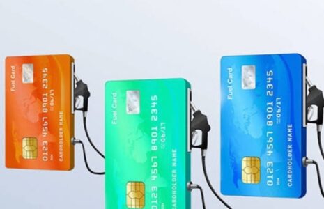 انتقال کامل سهمیه بنزین از کارت سوخت به کارت بانکی